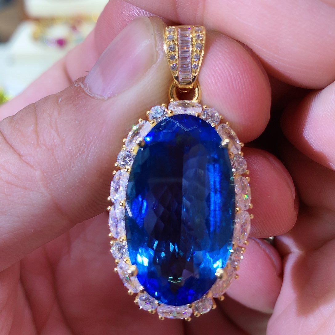 托帕石颈饰银S925镶嵌