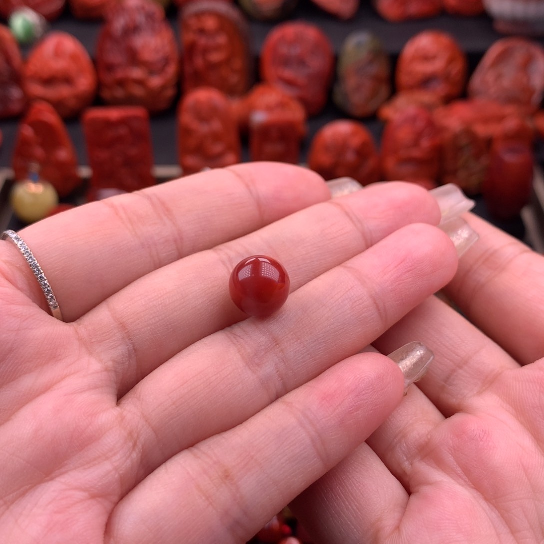 南红玛瑙南红川料原矿圆珠10.1mm未镶嵌