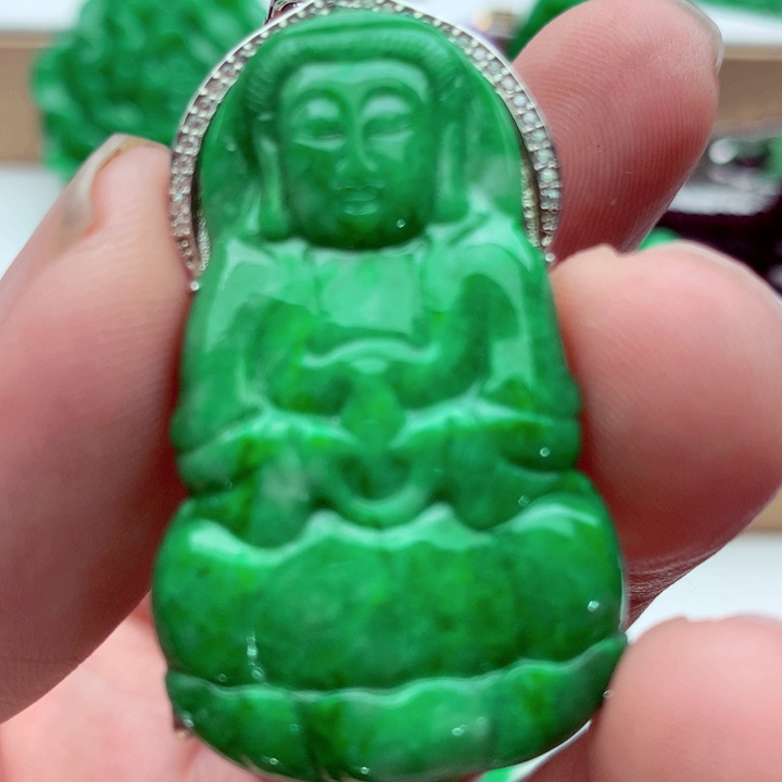 翡翠未镶嵌吊坠(不含链)