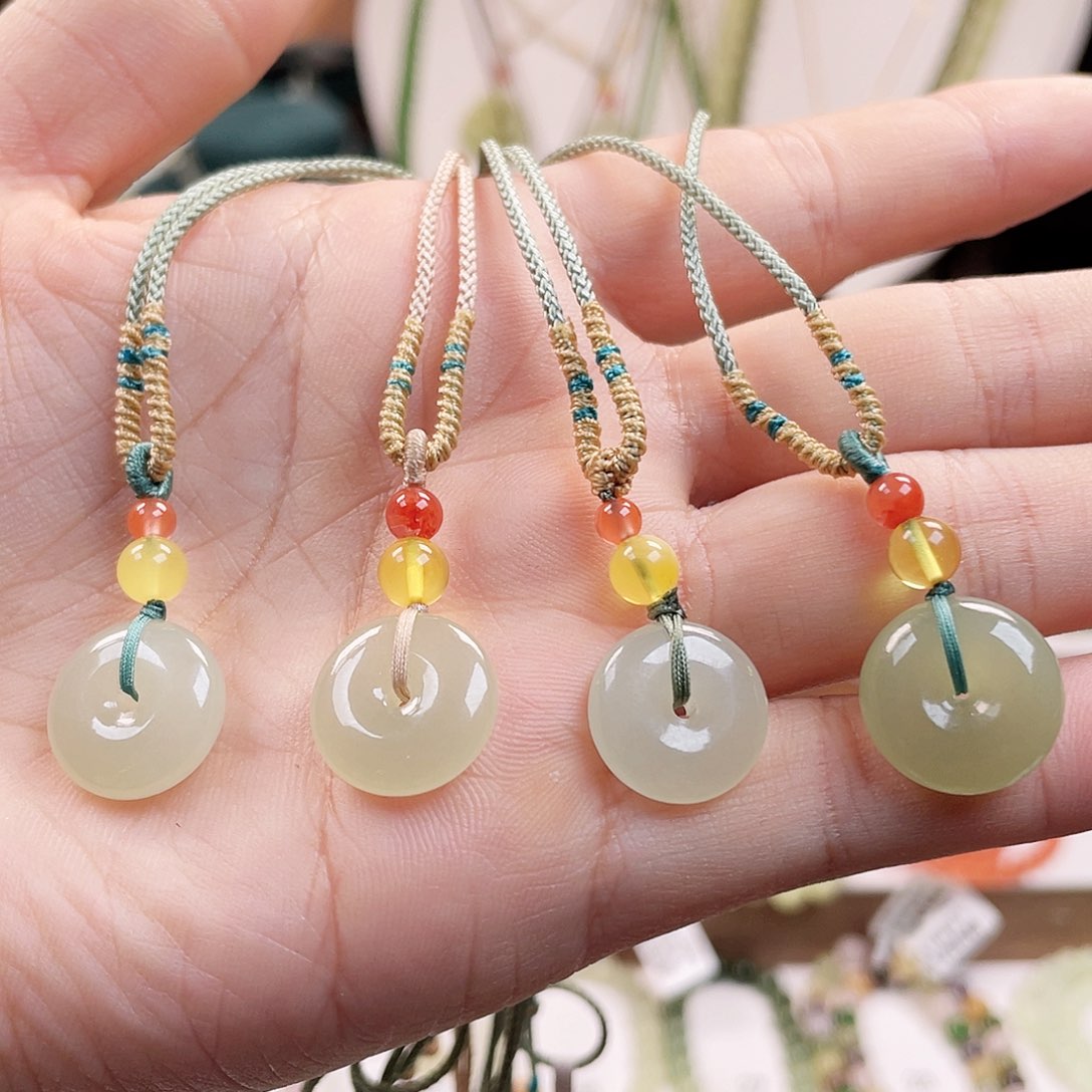 和田玉手链未镶嵌多样性发1️⃣