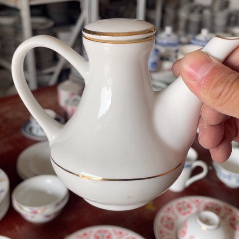 碟景德镇陶瓷高岭土壶