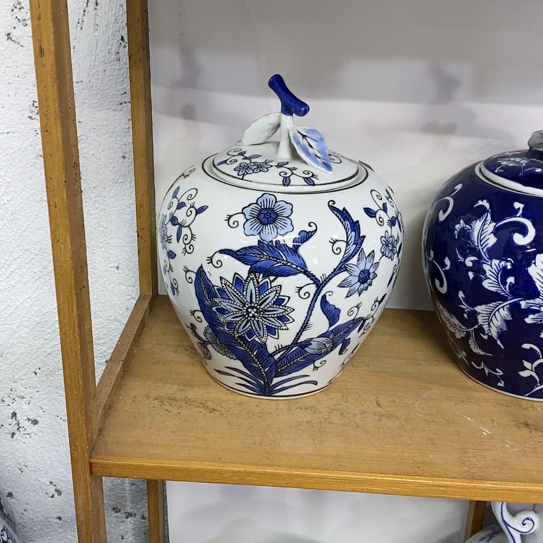 【闪购商品】摆件苹果储物罐瓷器………………………………