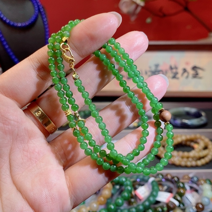 未镶嵌和田玉手链