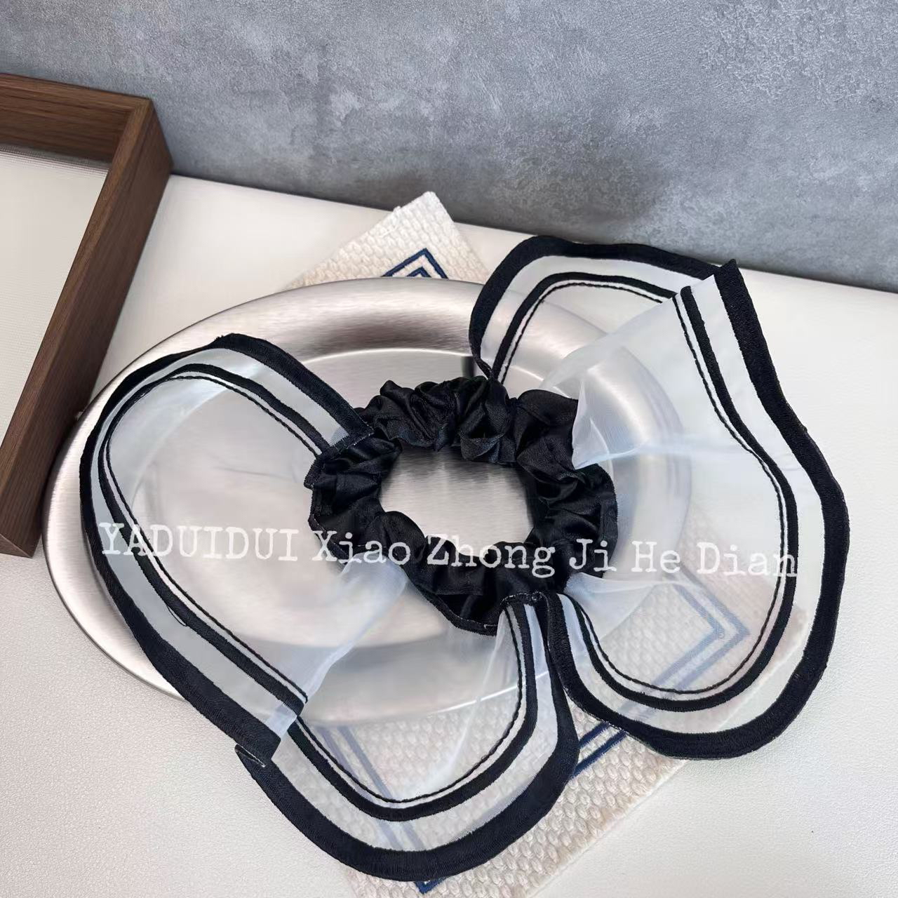 芽怼怼韩国纱质蝴蝶小发圈 06211