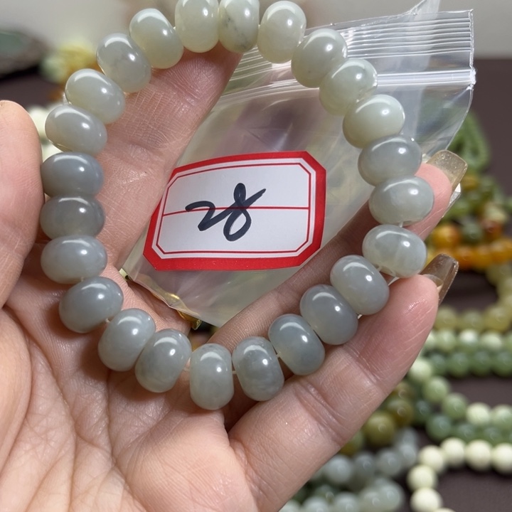 蛇纹石玉未镶嵌手链