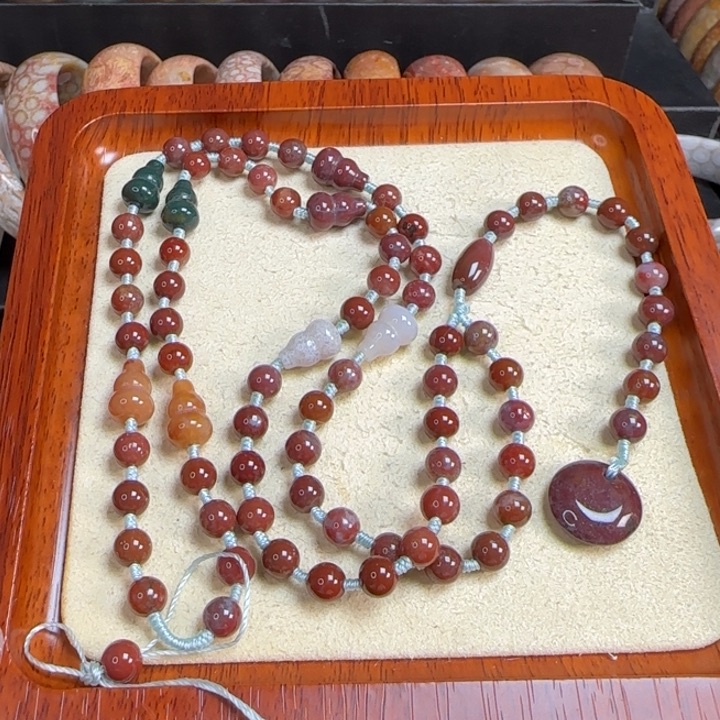 硅化玉项链未镶嵌