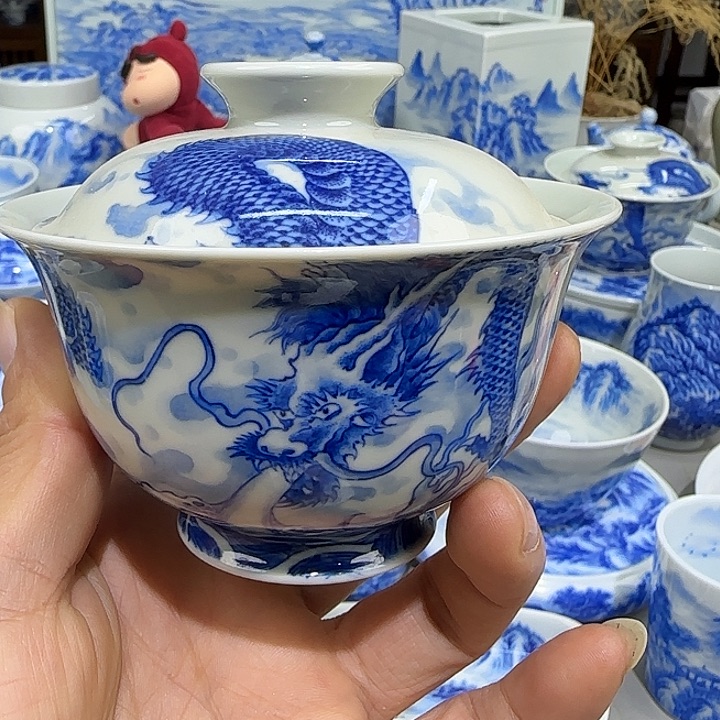 你在哪点都可以吃肉和饭拍的