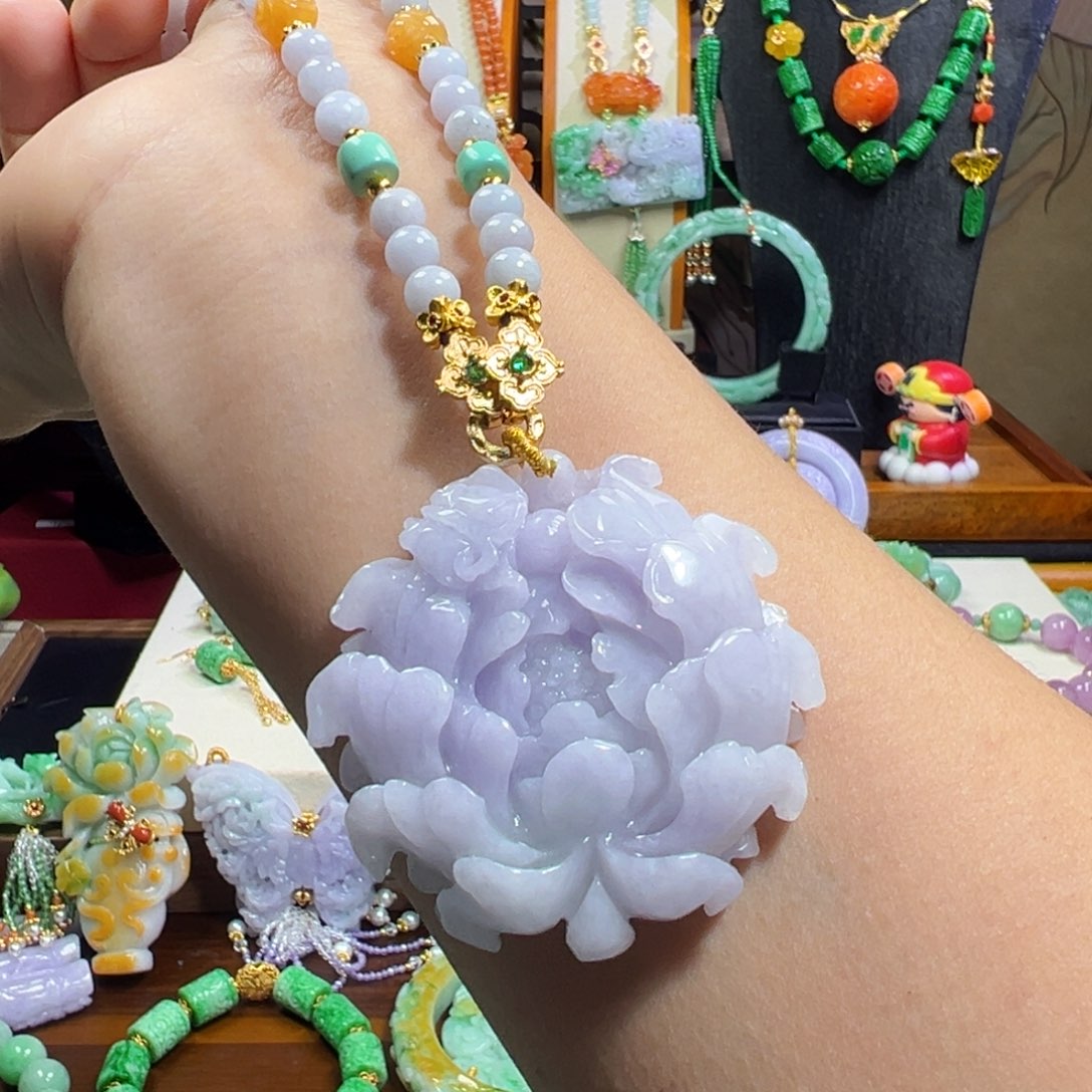 翡翠未镶嵌毛衣链莲花紫翡