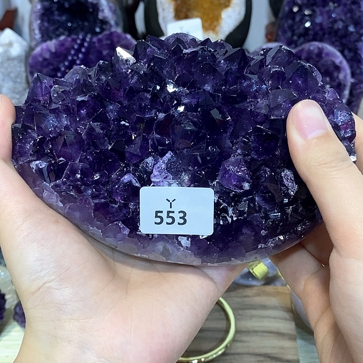 未镶嵌水晶大型摆件（非配饰）