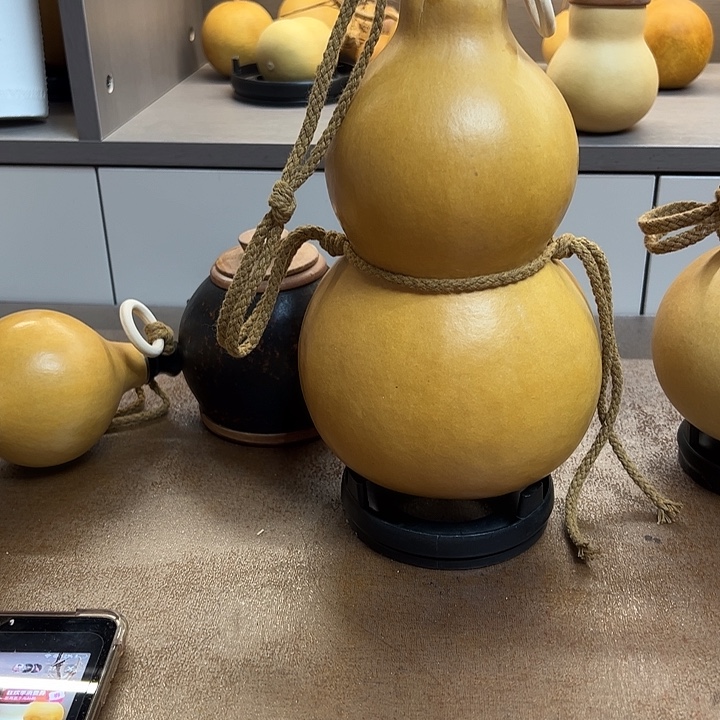 @***e嗯摸摸我我我哦我在