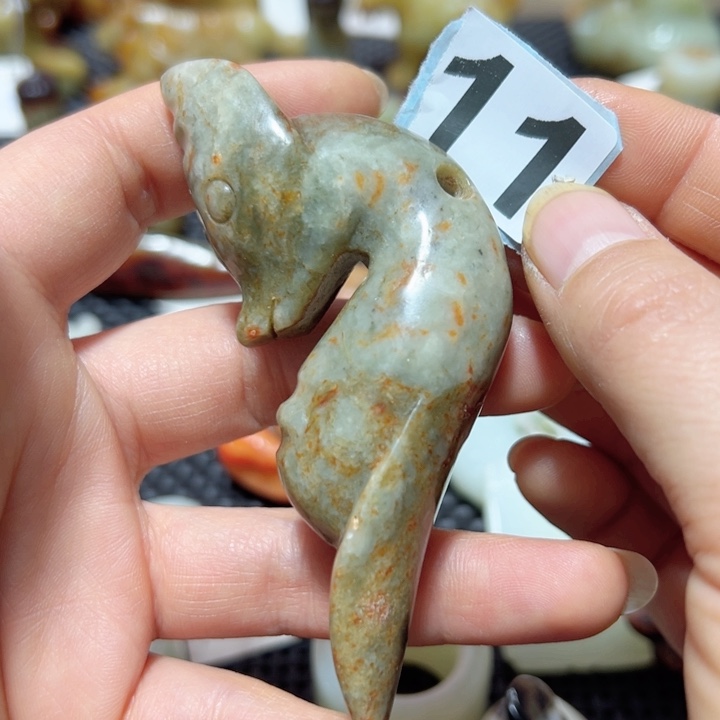 和田玉颈饰未镶嵌