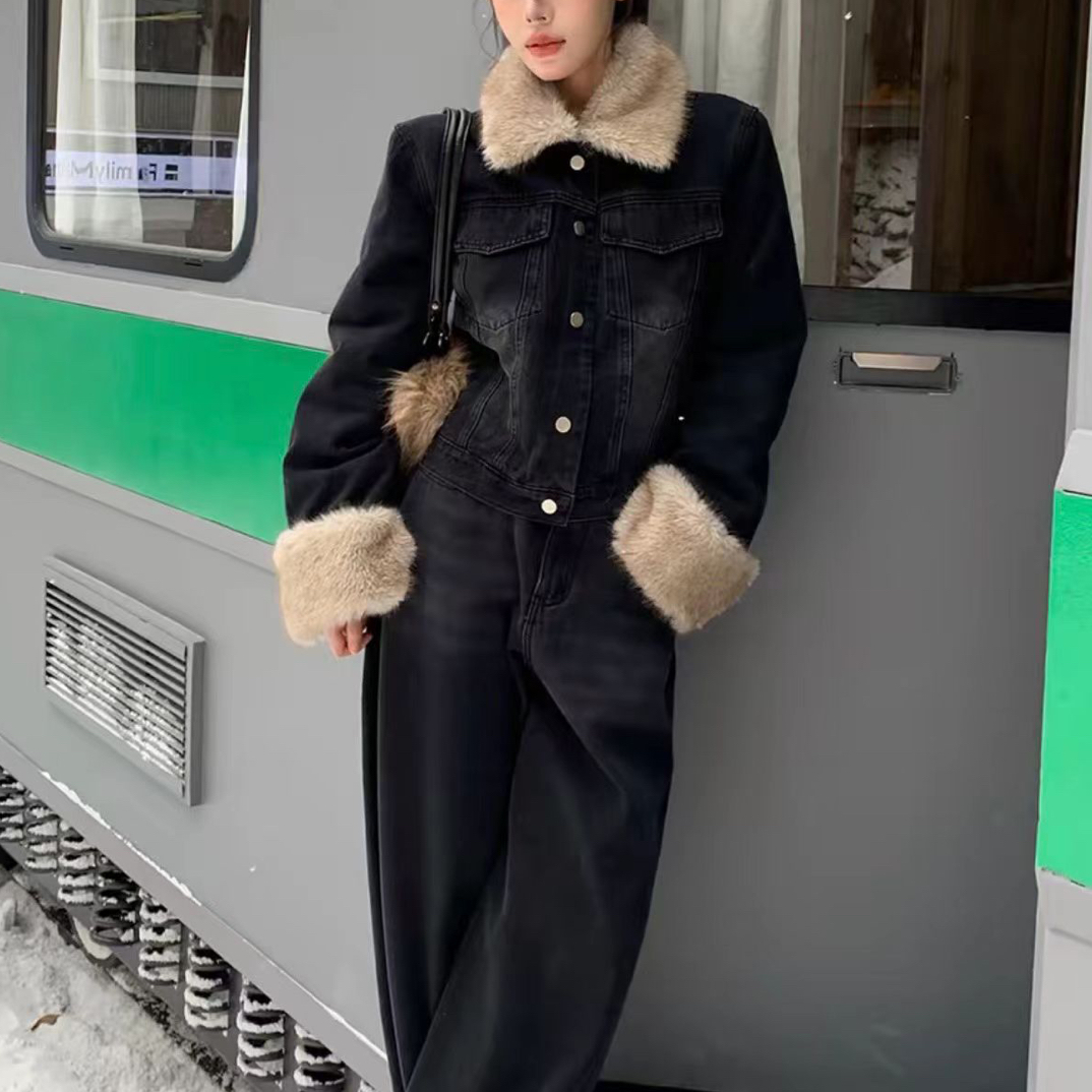 秋冬可拆毛领夹棉保暖牛仔外套搭配复古水洗阔腿直筒牛仔裤套装