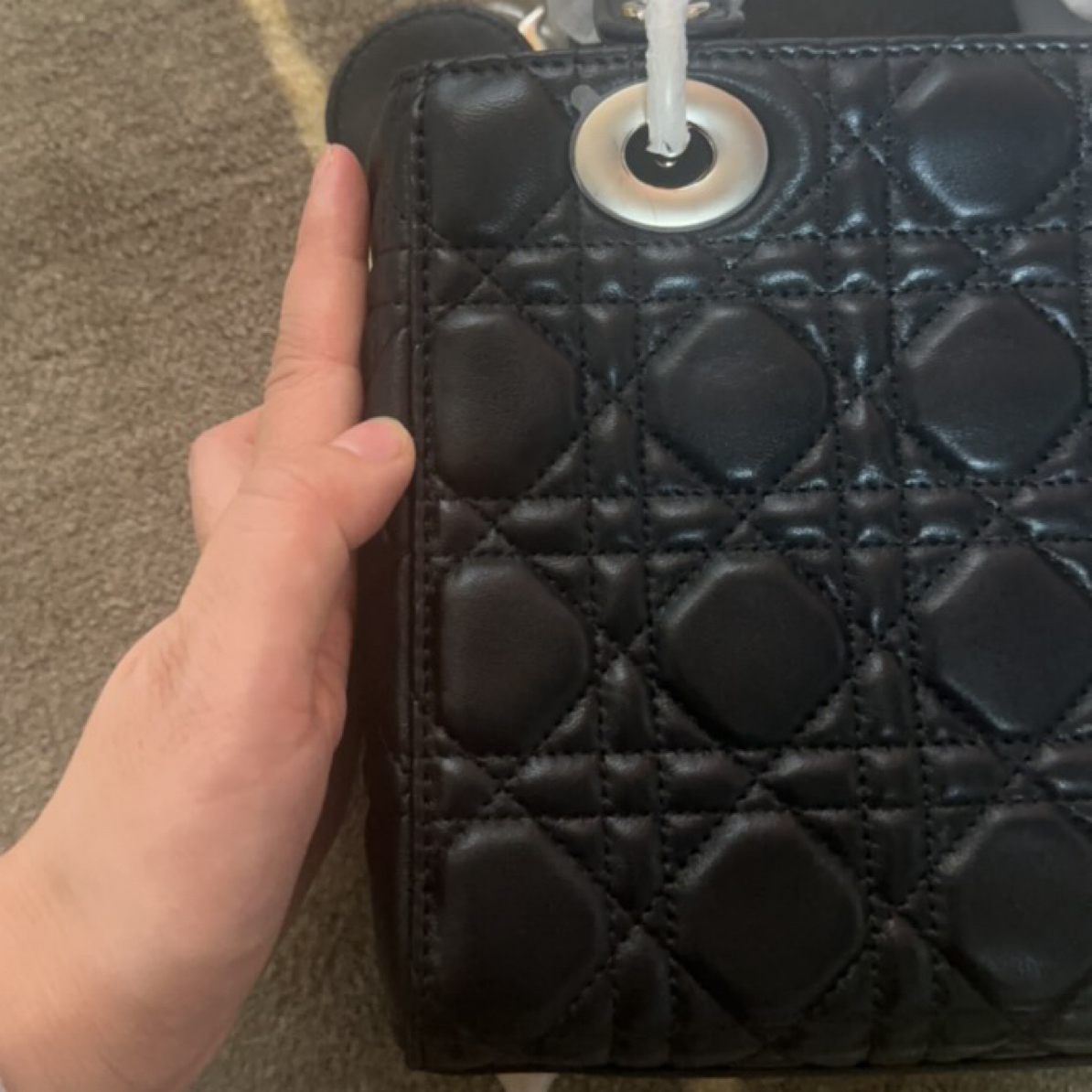 女士真羊皮戴戴包超级大爆款