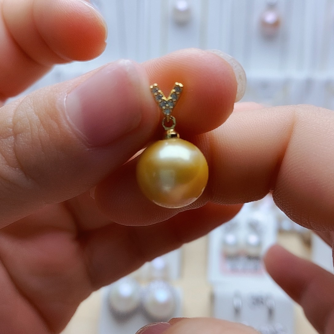 淡水珍珠合金颈饰