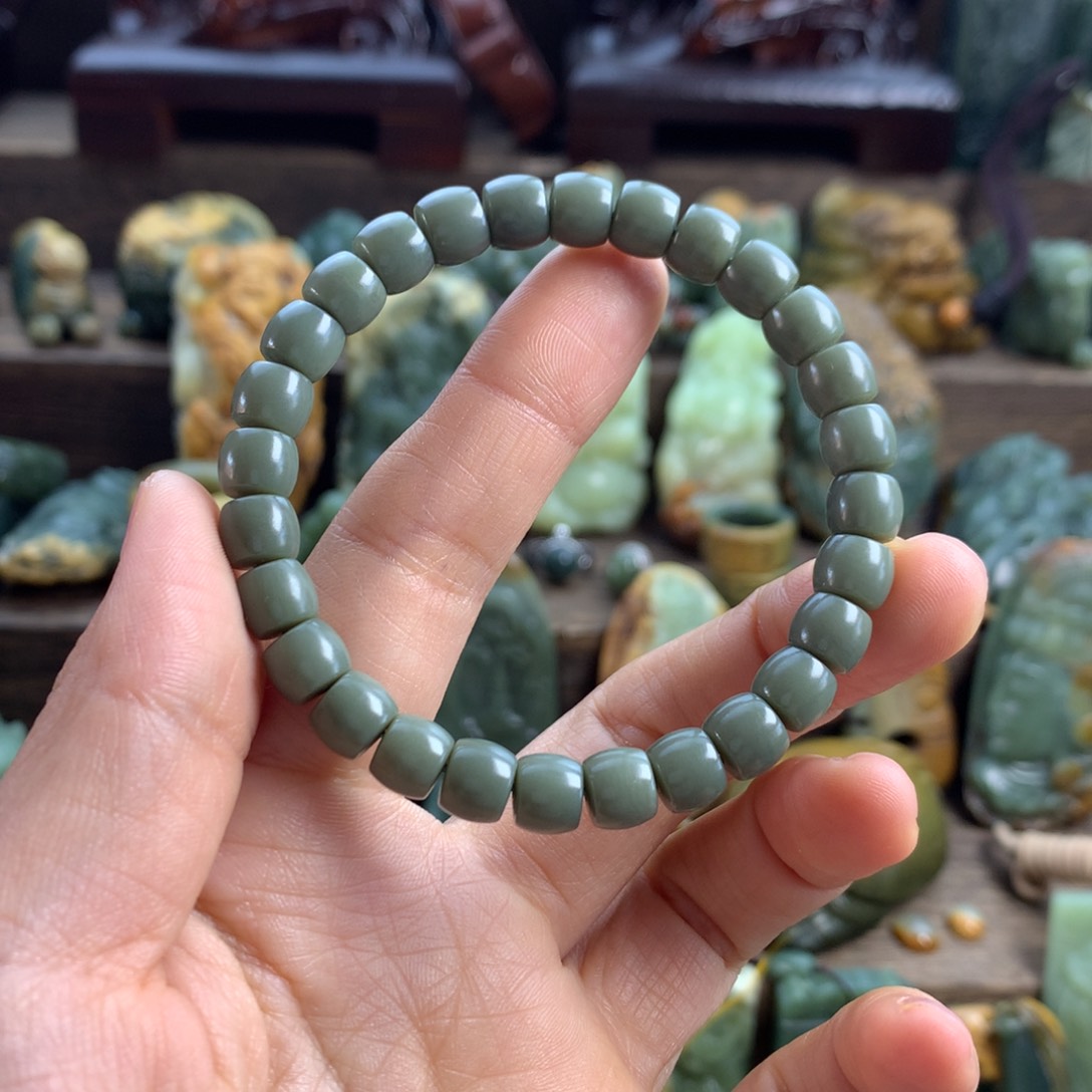岫岩老玉（透闪石质玉）手串未镶嵌锦**哥