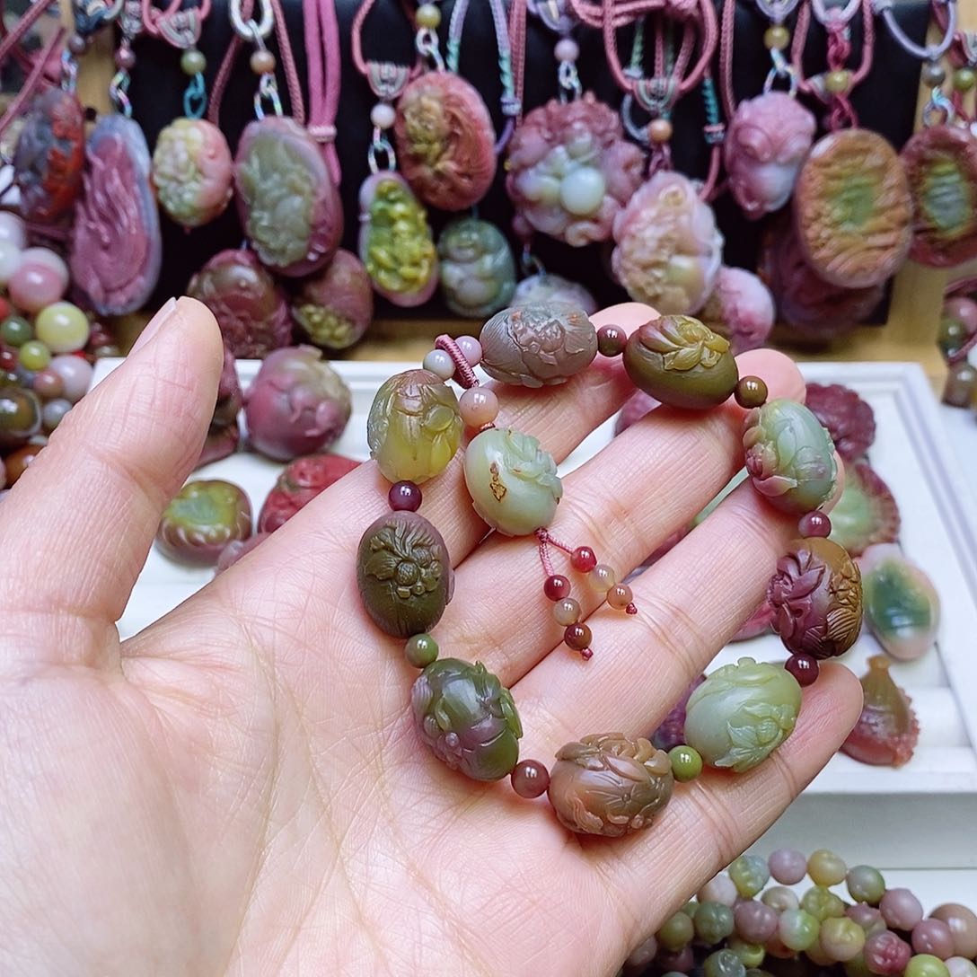 玛瑙/玉髓盐源玛瑙手链未镶嵌