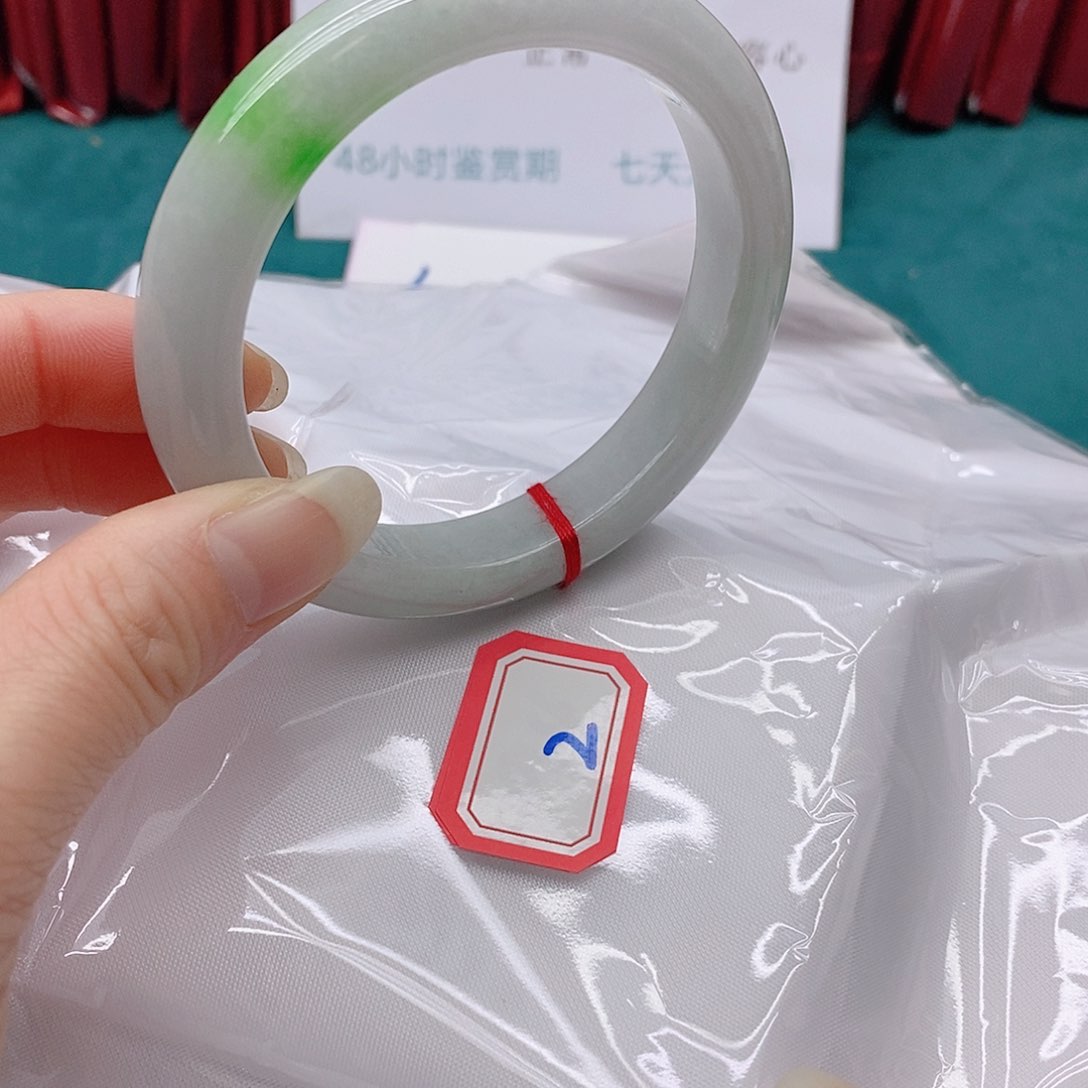 翡翠手镯未镶嵌许*言0222222222