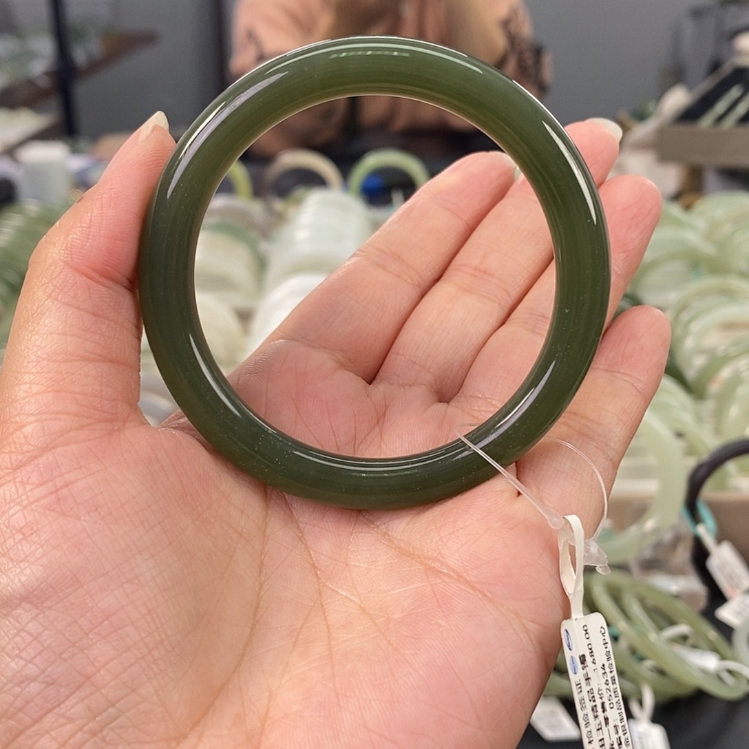 和田玉和田玉手镯54未镶嵌