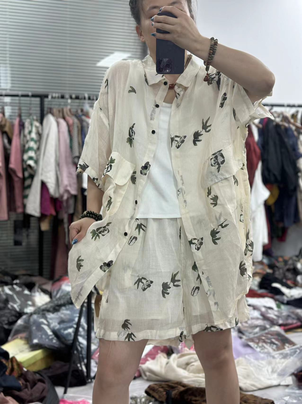 HY    苎麻米色印花衬衫