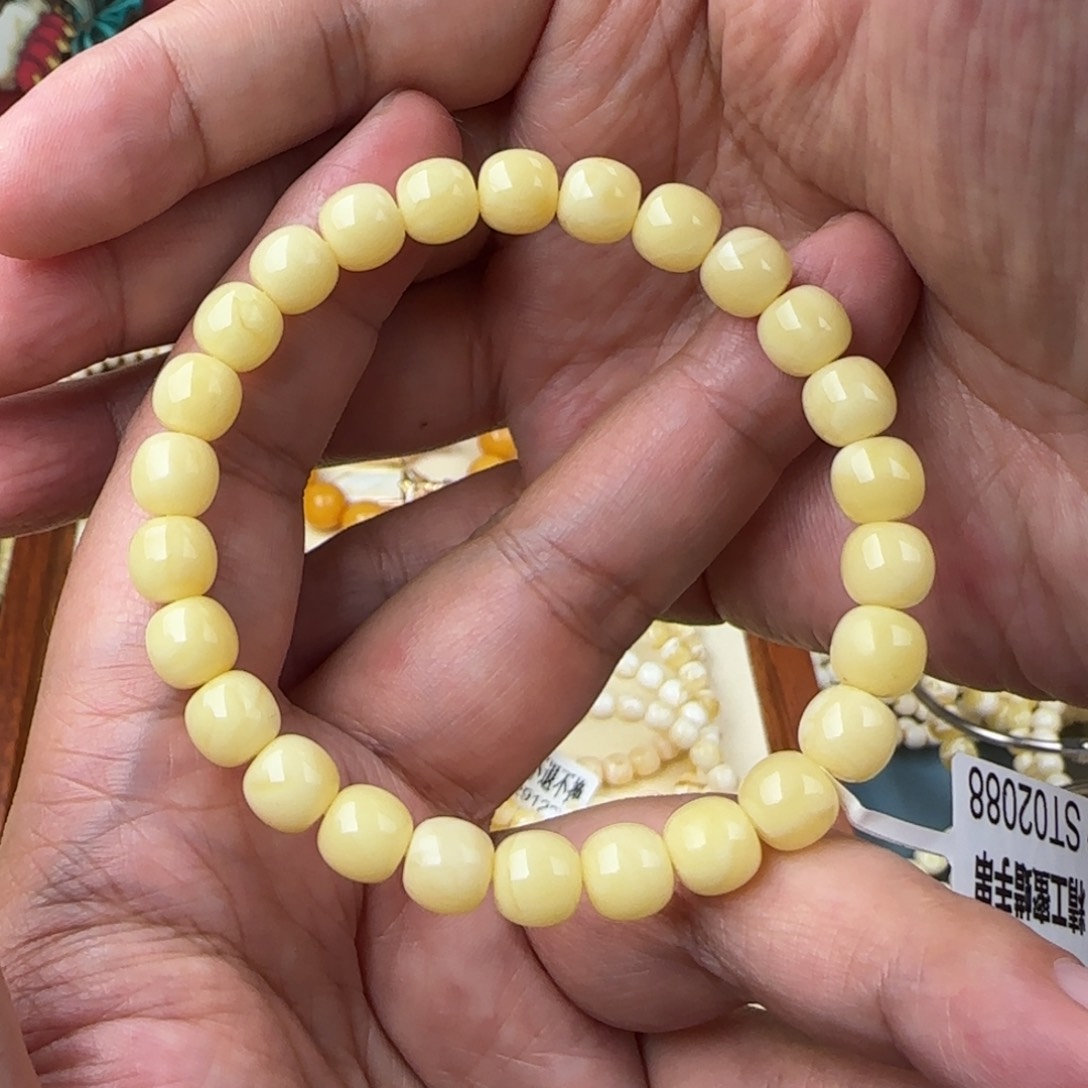 未镶嵌琥珀手链8咪