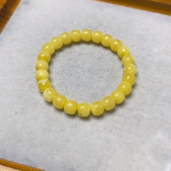 蜜蜡裸石未镶嵌手串