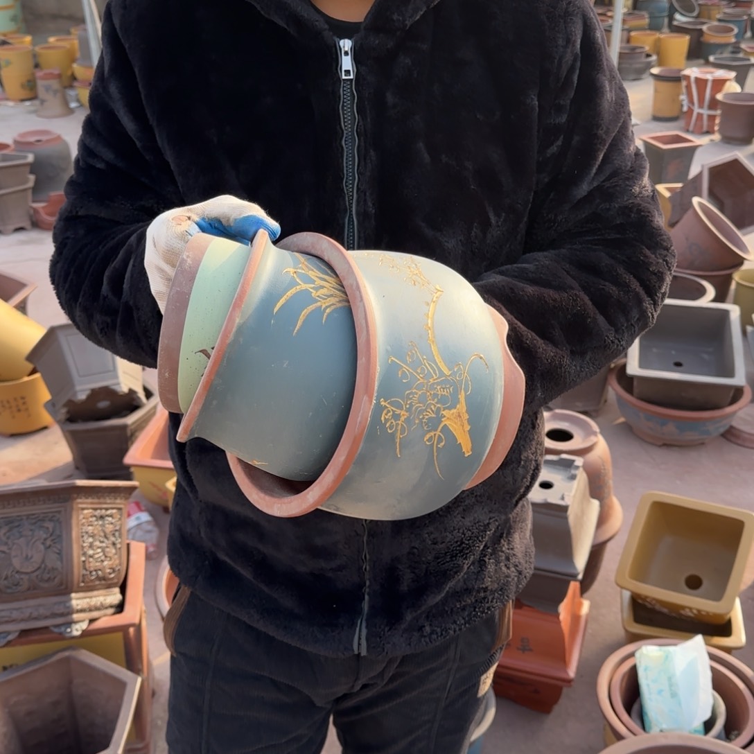 紫砂花盆瑕疵和瑕疵都