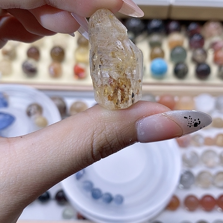 水晶戒指未镶嵌，