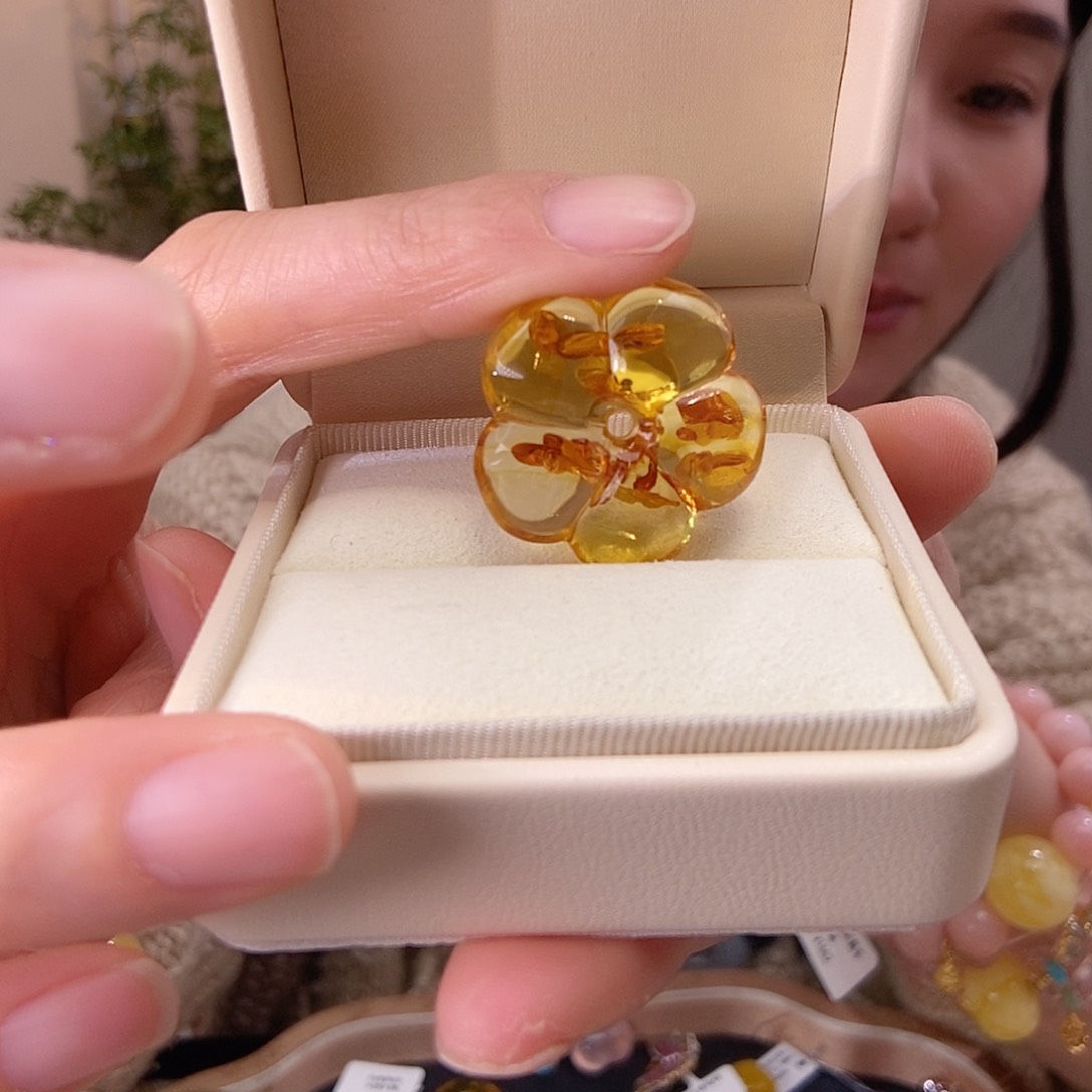 琥珀（花珀）颈饰银S925镶嵌有米花