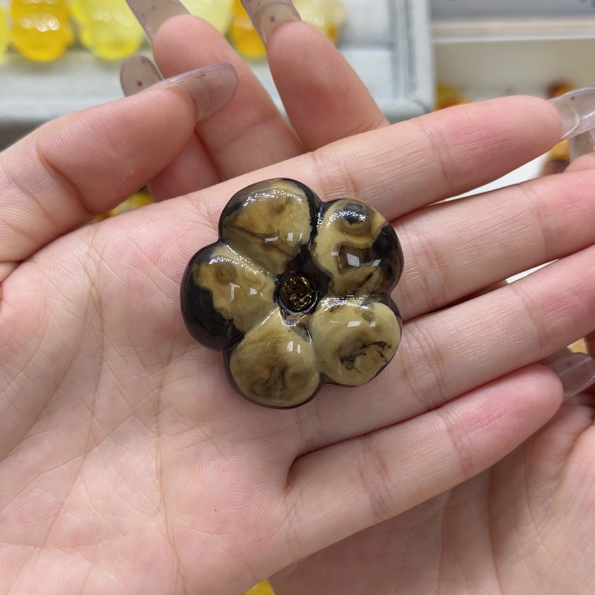 【闪购商品】未镶嵌琥珀裸石天然琥珀