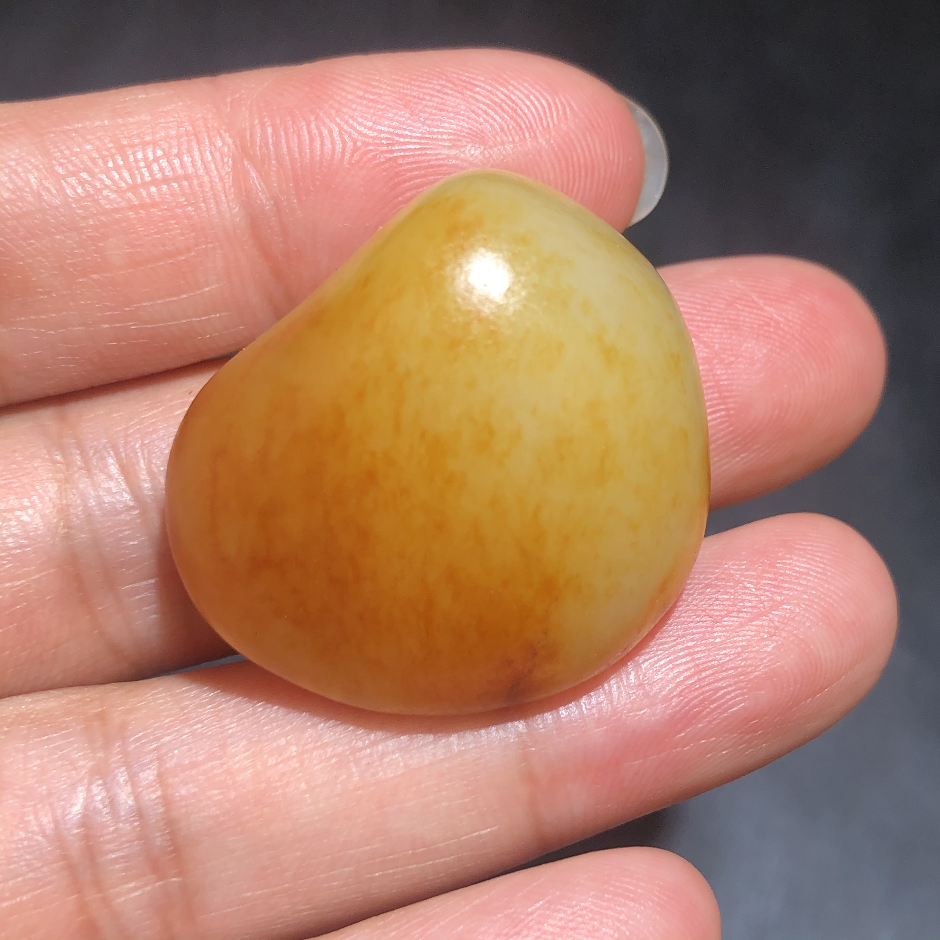 新疆和田玉红皮原石