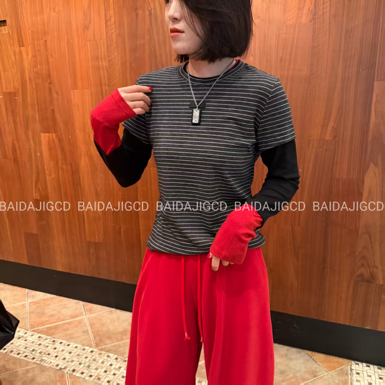 工厂店-（青春靓丽）秋冬加厚朋克风拼接休闲潮流长袖上衣（16777）