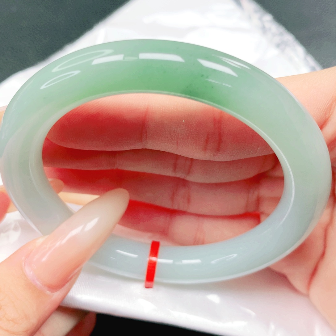 翡翠未镶嵌手镯56