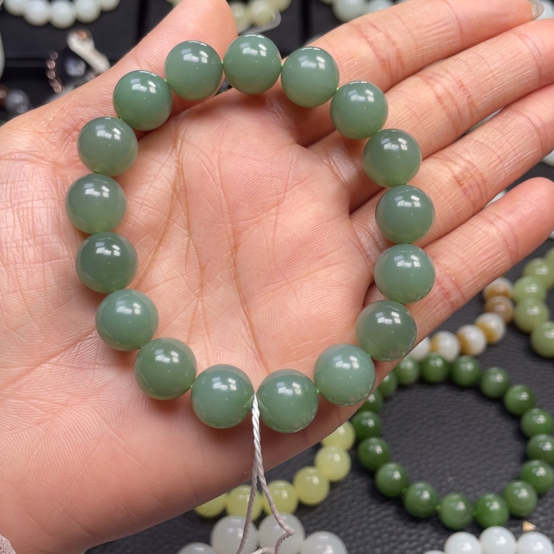 和田玉未镶嵌手链