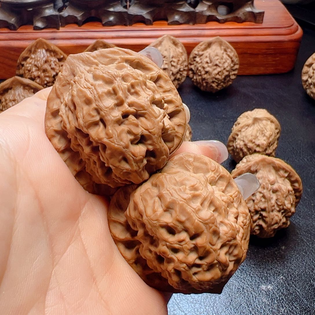 文玩核桃把件红钻36