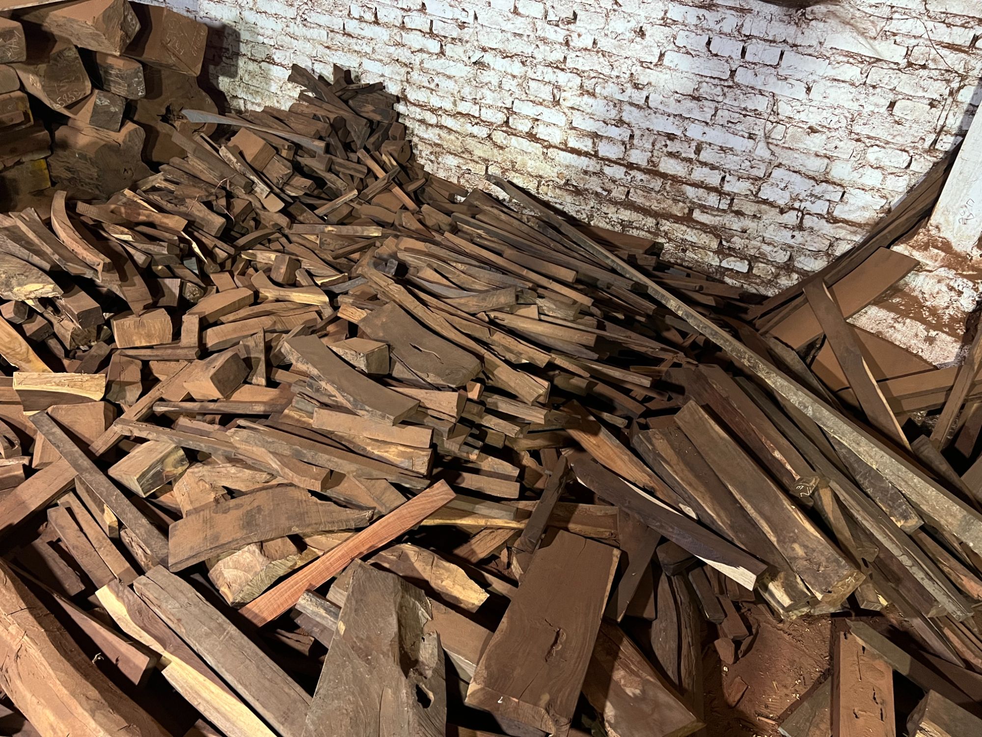 大红酸枝、各种木料.链接一物一拍、截图为准.下单以主播价格为主