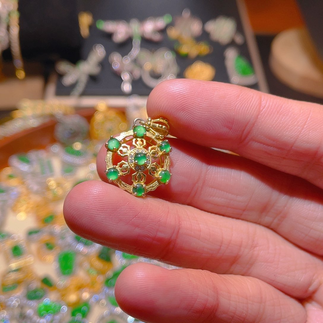 翡翠吊坠(不含链)银S925镶嵌