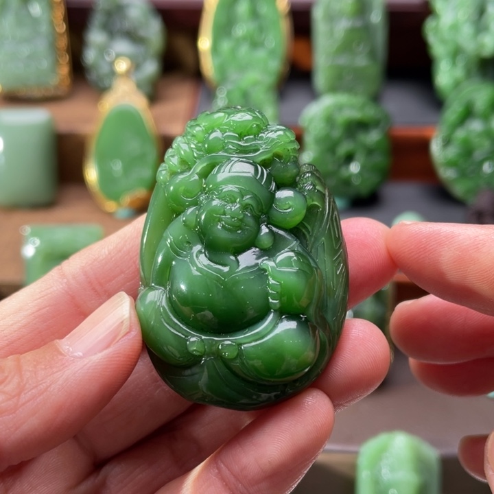 和田玉挂件未镶嵌