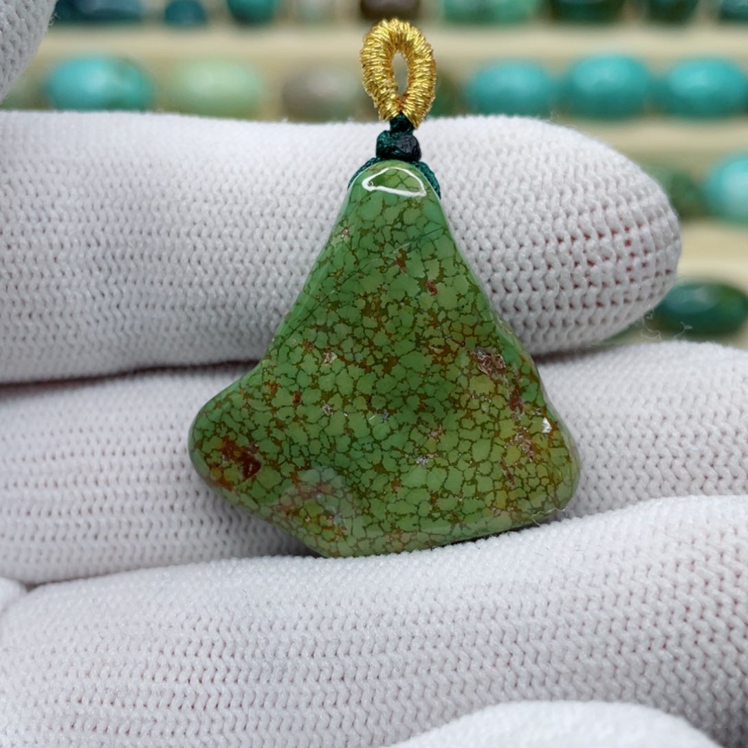 未镶嵌绿松石珠宝奇石