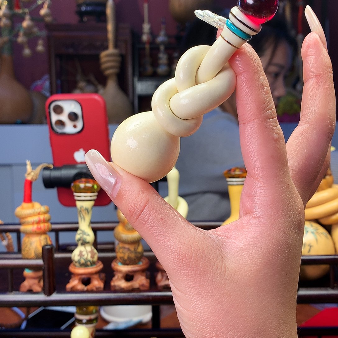 是****.这个2400000的11111111