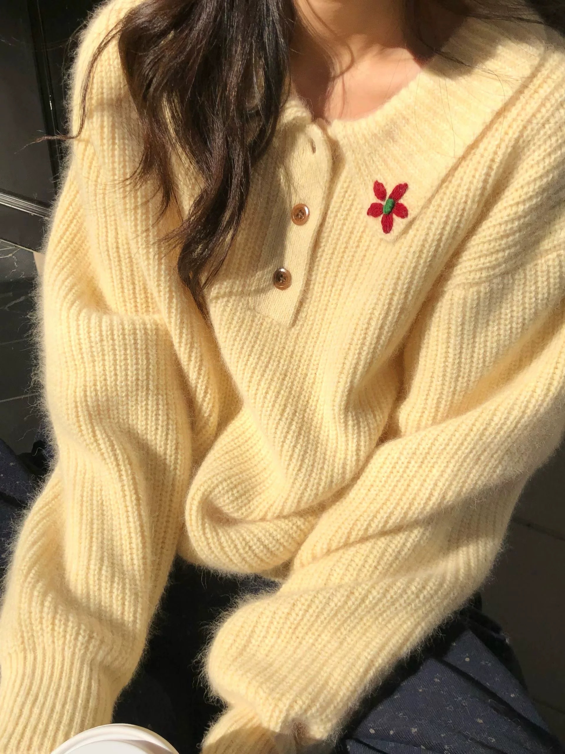 H8100 刺绣小花翻领半领口纽扣毛衣女上衣针织衫秋冬加厚