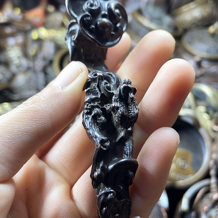 全是铜铜铜器铜器