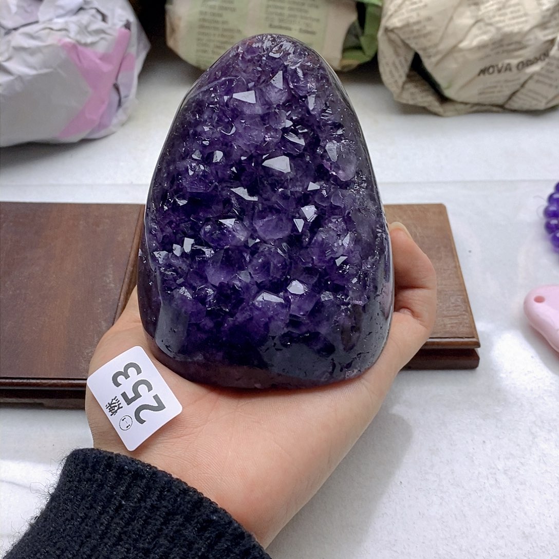 紫晶大型摆件（非配饰）未镶嵌