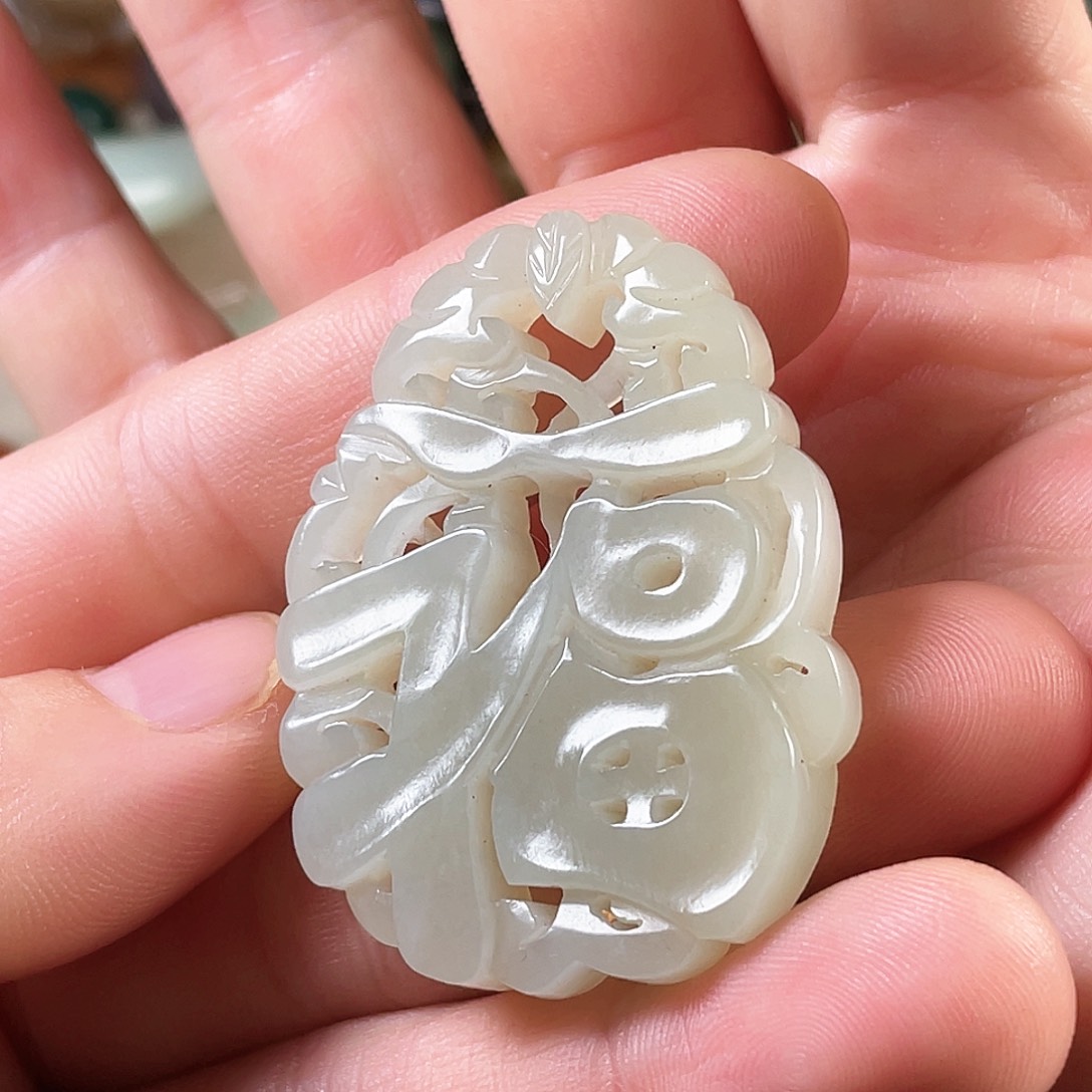 和田玉（糖玉）颈饰未镶嵌