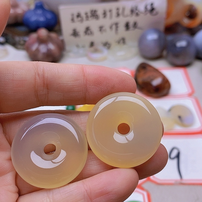 【闪购商品】未镶嵌玛瑙/玉髓珠宝半成品芳**旧