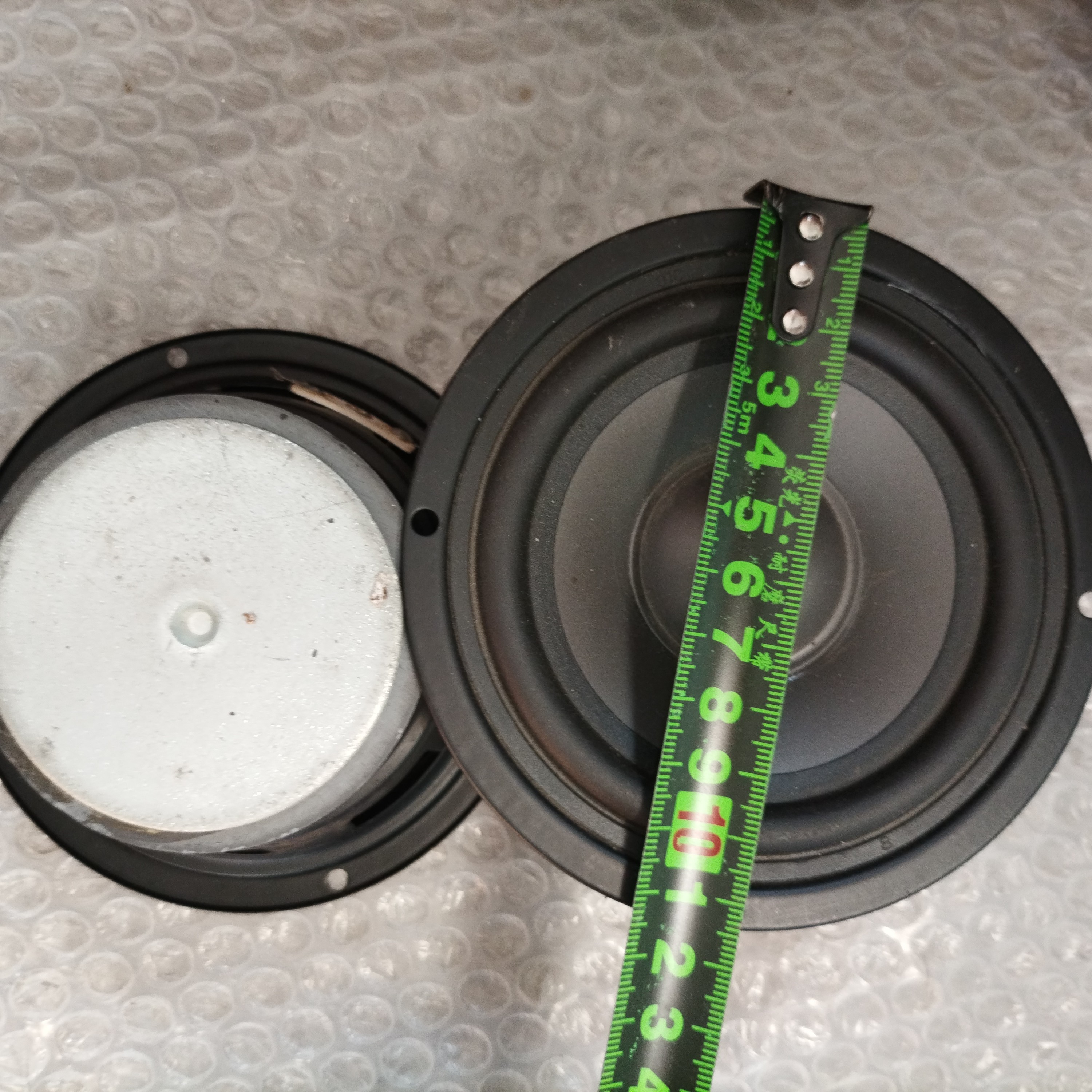 准新品  4寸中低音喇叭，橡胶边宽边喇叭一对，包邮我