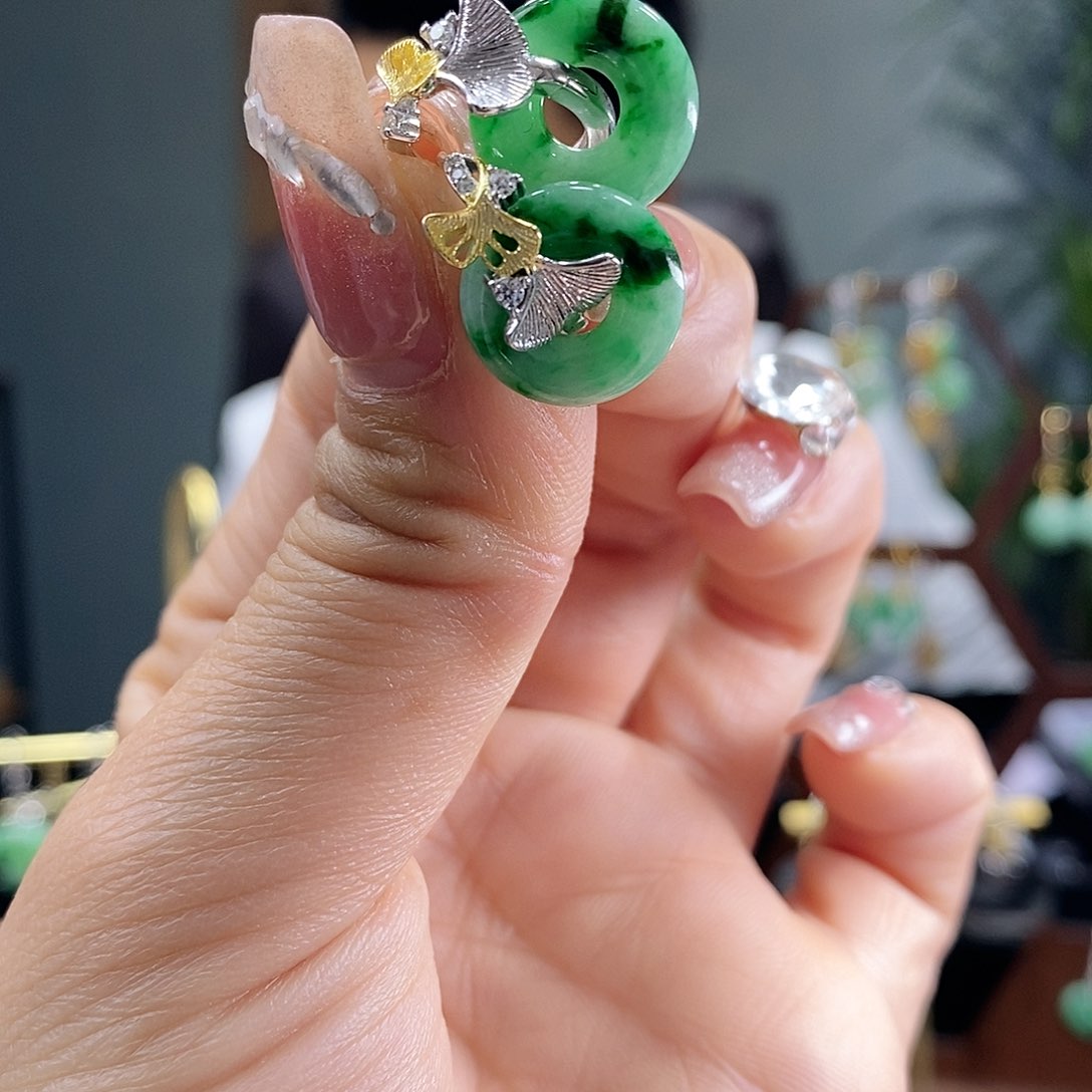 翡翠耳饰银S925镶嵌翡翠