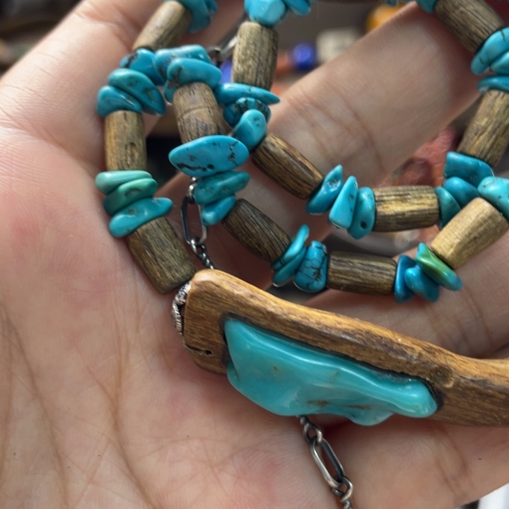 绿松石未镶嵌颈饰绿松搭配的