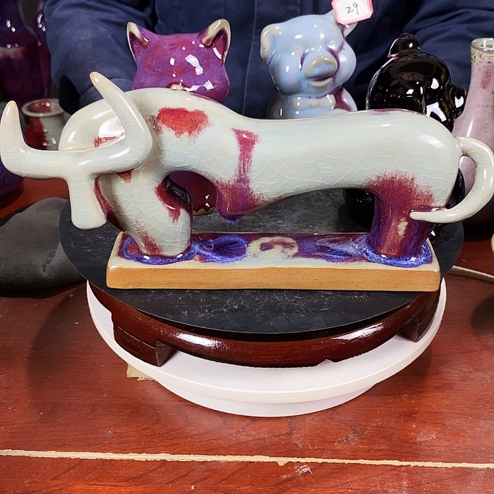 岁***好尚峰钧窑作品牛摆件