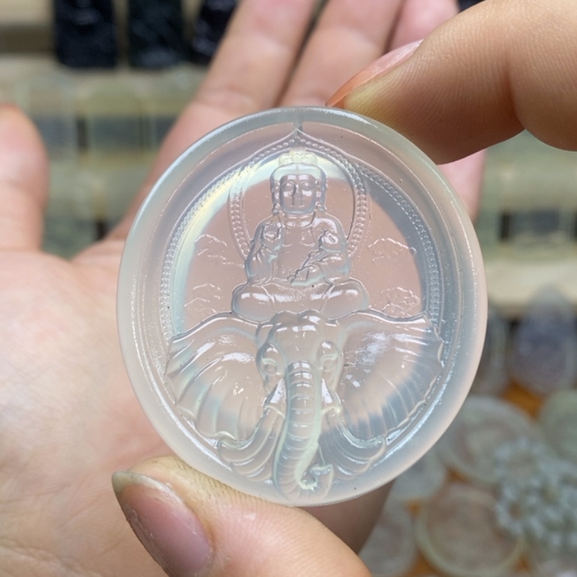 【闪购商品】蛇纹石玉颈饰未镶嵌