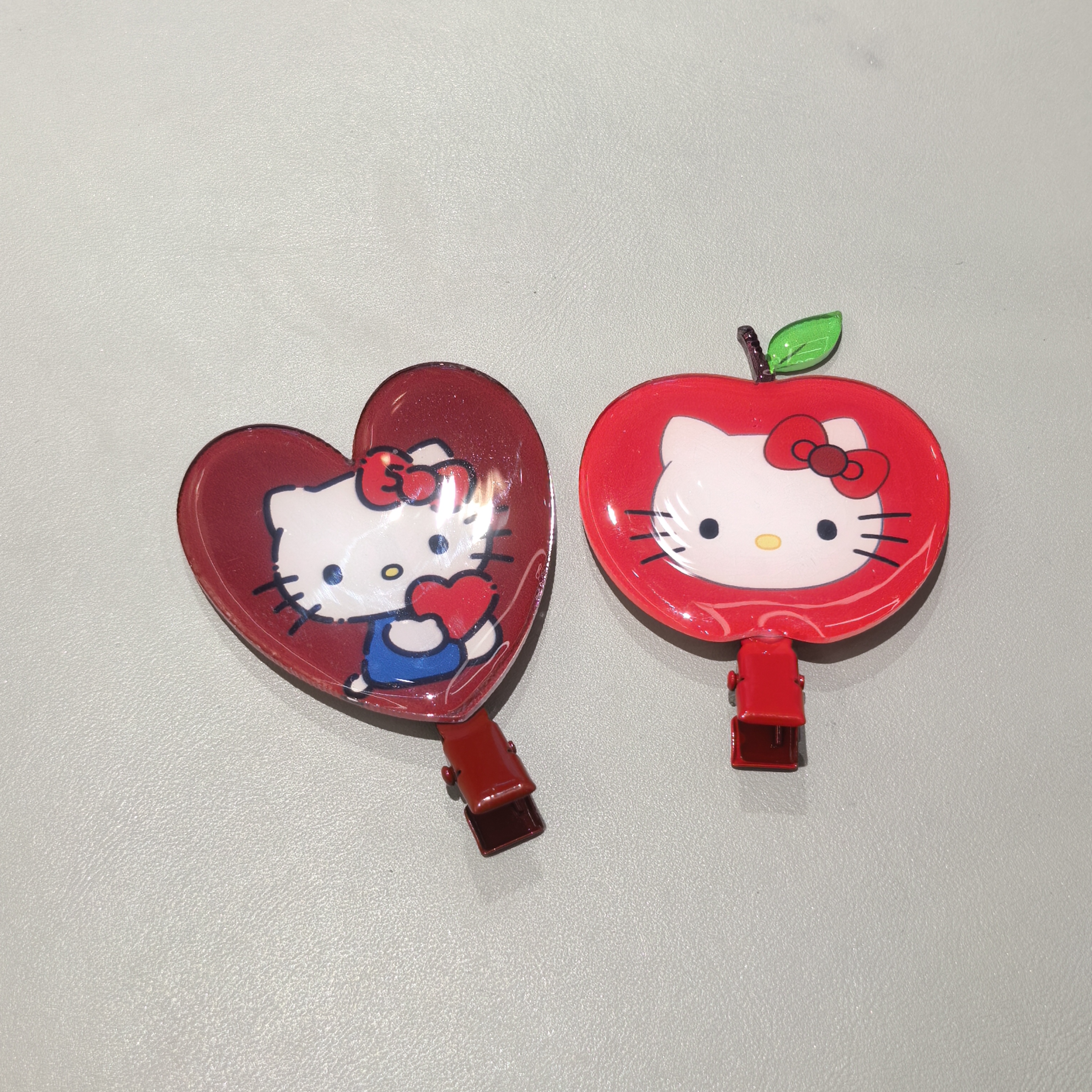 A524红色爱心苹果KT猫咪无痕夹一对